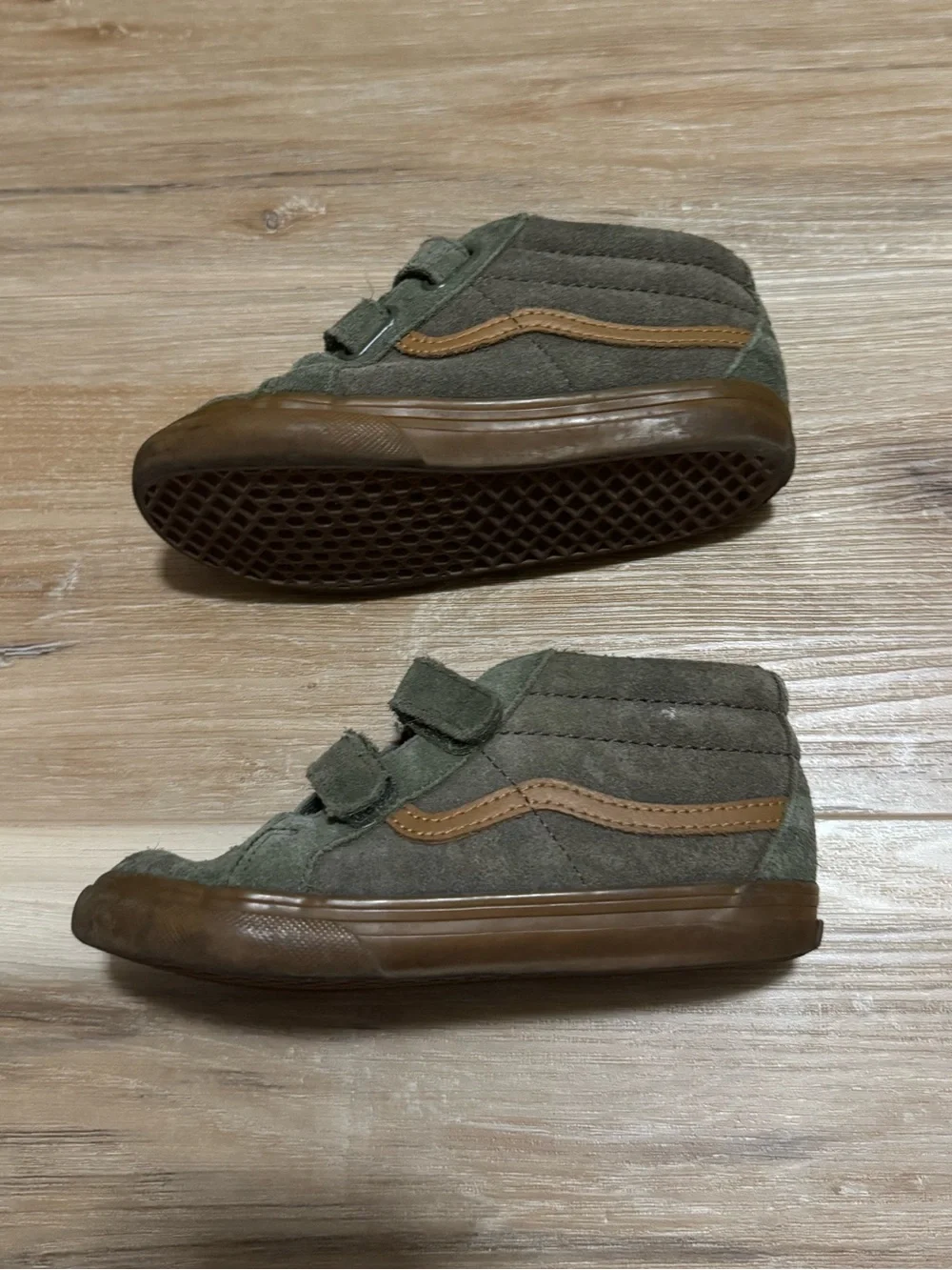 Vans Toddler Sk8-Mid Reissue V Suede Olive Green Gum Sole Sneakers